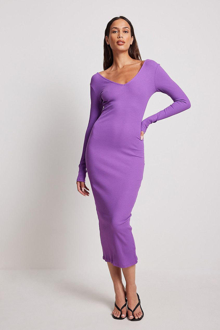 V-Neck Rib Long Sleeved Midi Dress