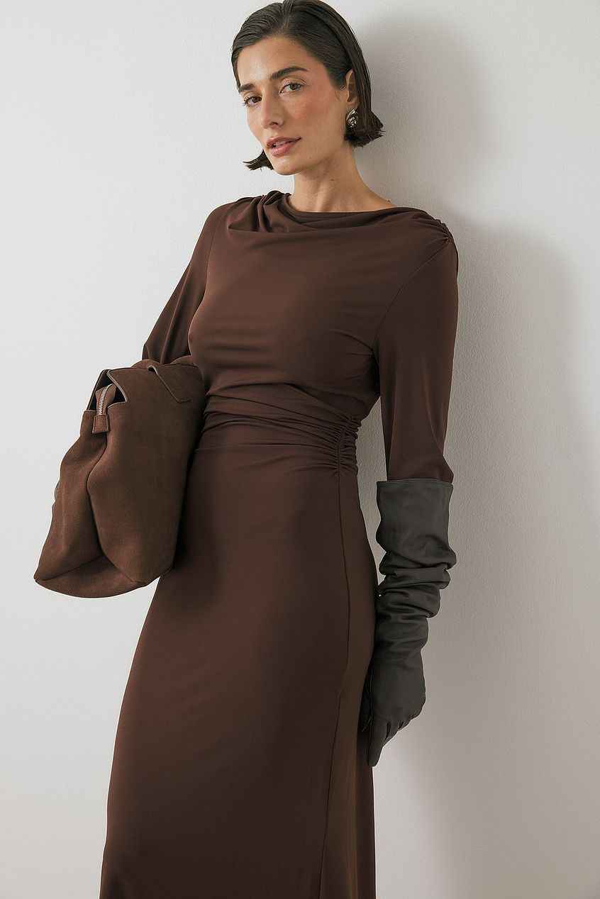 Na-kd - Wide Sleeve Open Back Maxi Dress