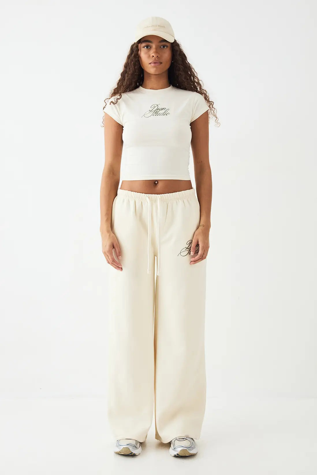 DSGN Studio Short Sleeve Fitted Top