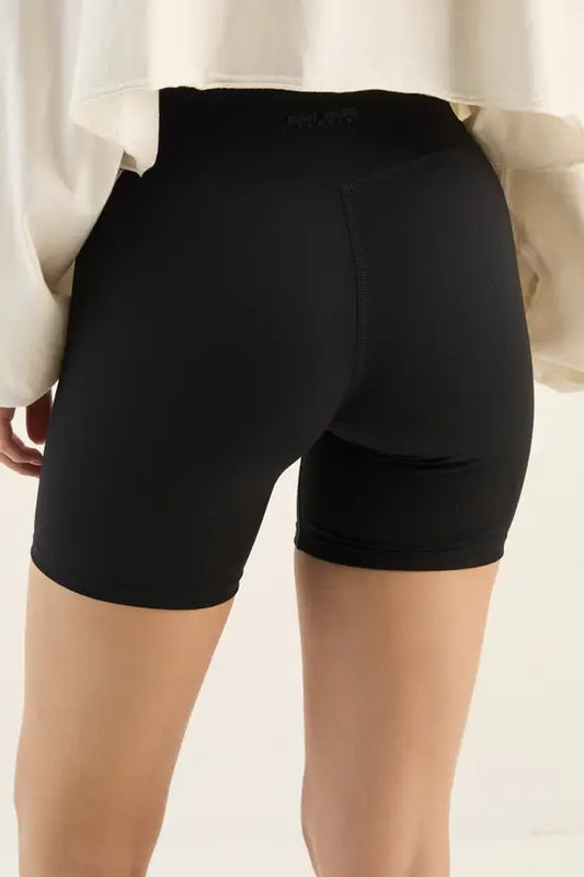 DSGN Studio Sculpt Wrap Waist Cycling Short