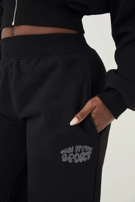 DSGN Studio Sport Bubble Straight Leg Jogger